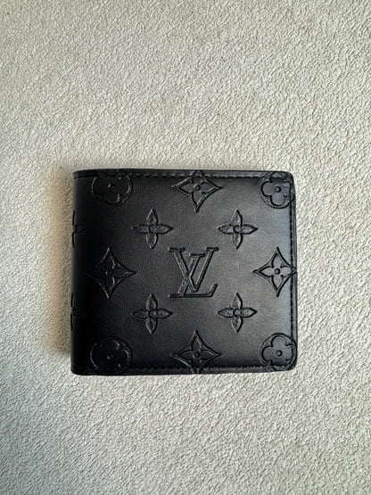 LV MEN WALLET BLACK 01