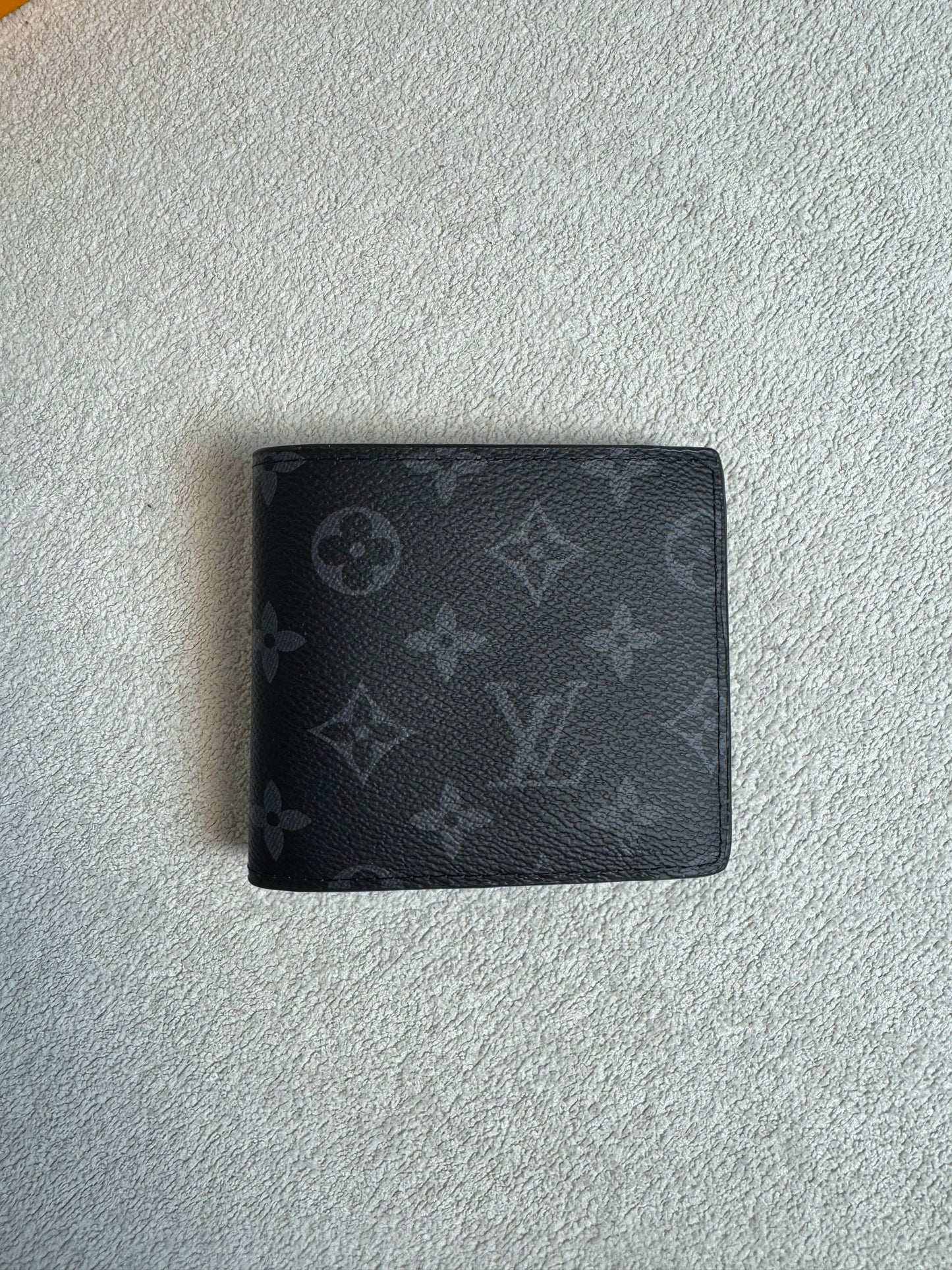 LV Men Signature Wallet