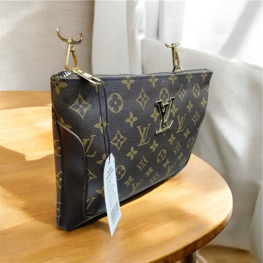 LV Men carry Bag