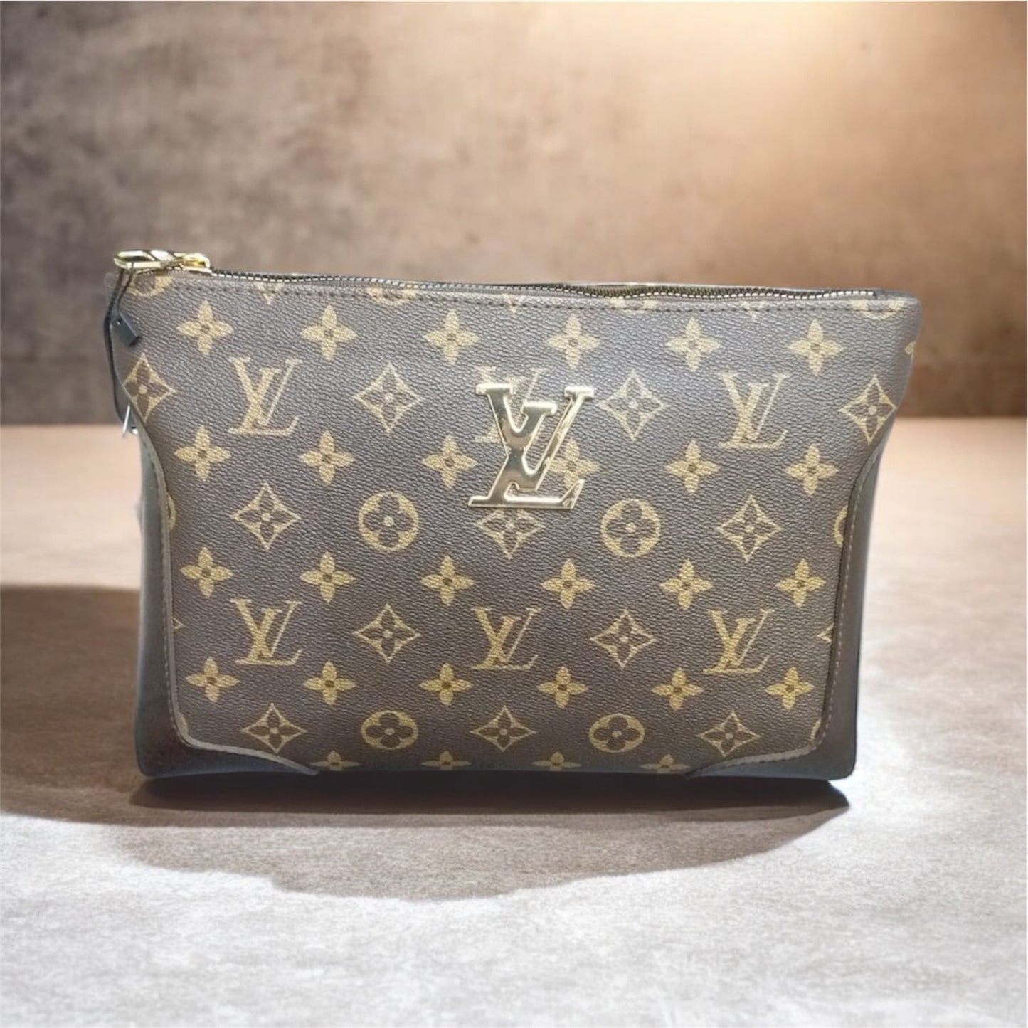LV Men carry Bag