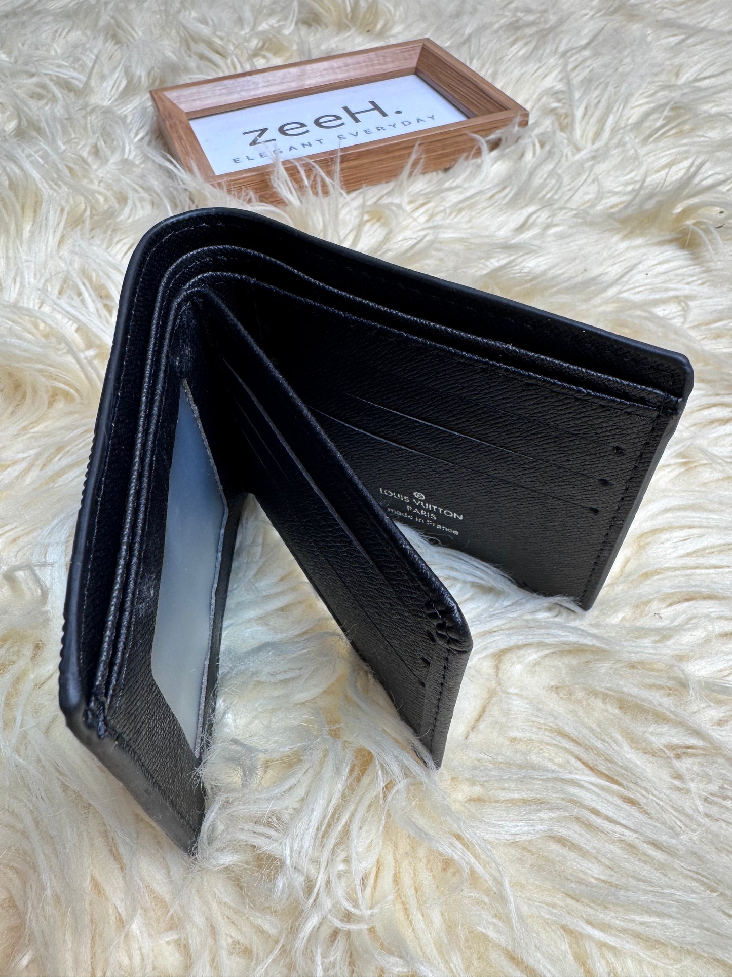 LV Men Wallet Black